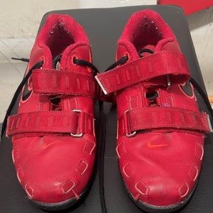 Nike Romaleo 2- Men’s 6.5/Womens 8